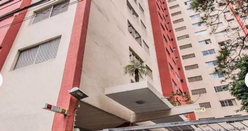 Apartamento à venda na Aclimação - SP