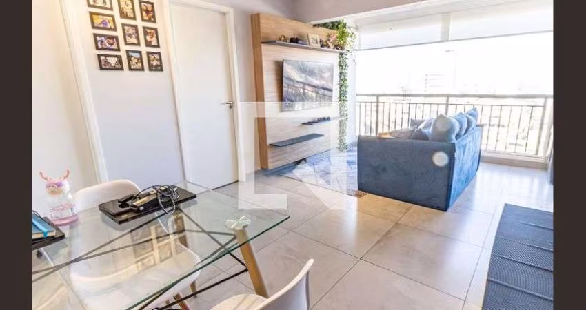 Apartamento à Venda - Vila Invernada, 2 Quartos,  45 m2