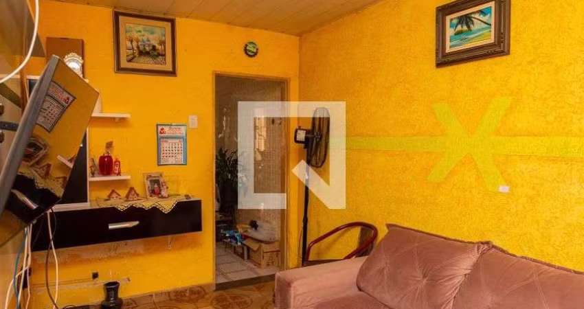 Casa à Venda - Ermelino Matarazzo, 2 Quartos,  132 m2