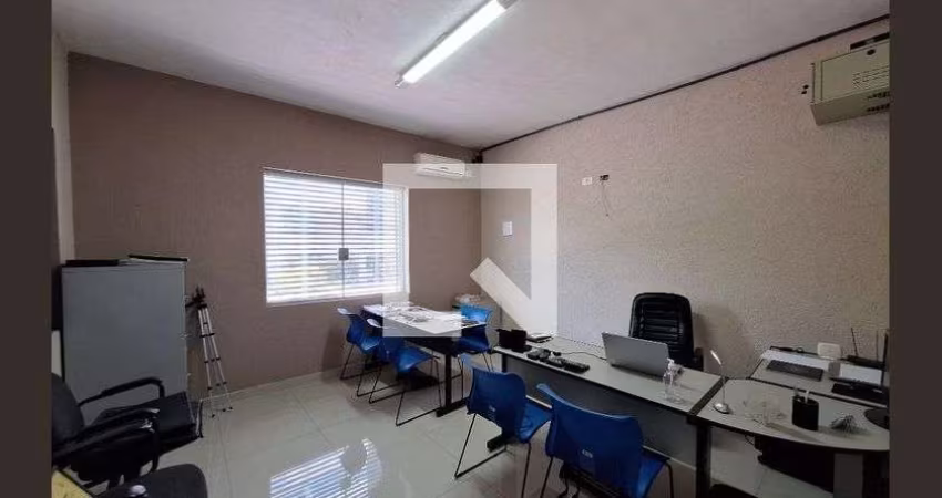 Casa à Venda - Água Fria, 2 Quartos,  65 m2