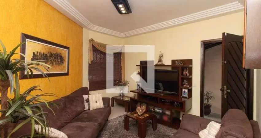 Casa com 3 quartos à venda na Rua Thomaz Cyro Pozzi, --, Vila Constança, São Paulo