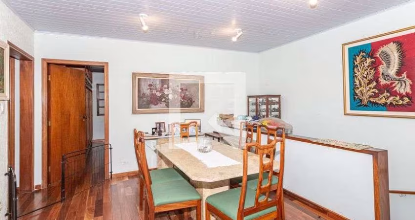 Casa à Venda - Vila das Mercês, 2 Quartos,  167 m2