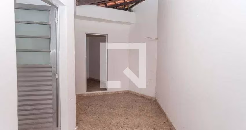 Casa à Venda - Jardim Miriam, 1 Quarto,  40 m2