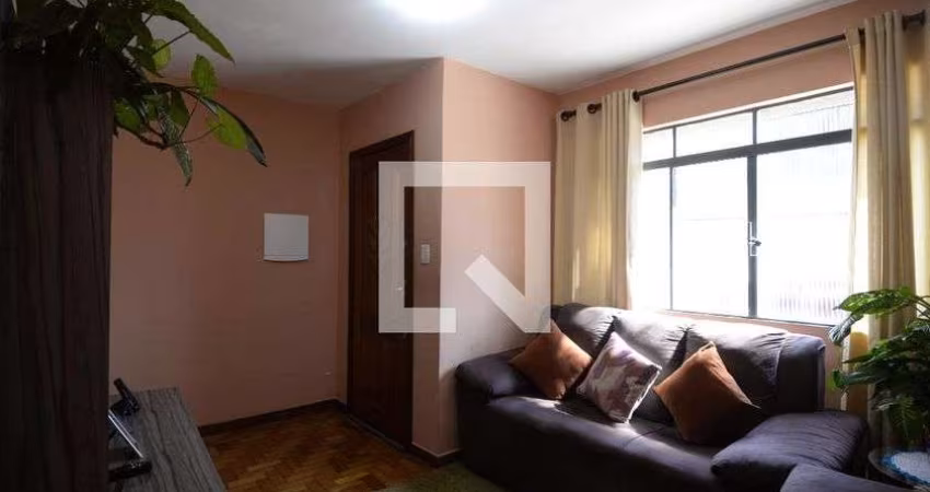 Casa à Venda - Cambuci, 2 Quartos,  90 m2
