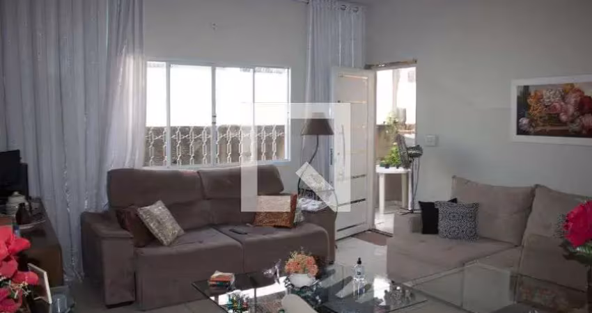 Casa à Venda - Vila Jacuí, 2 Quartos,  160 m2