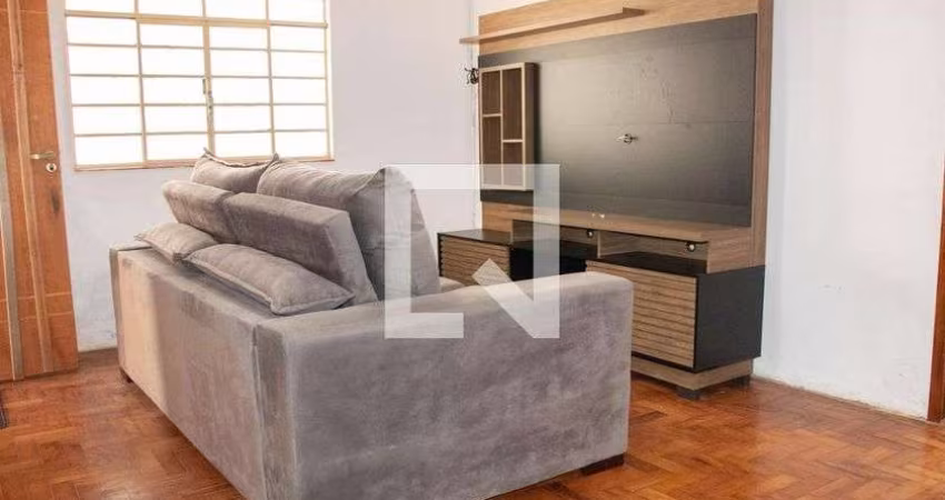 Casa à Venda - Vila Gustavo, 2 Quartos,  150 m2