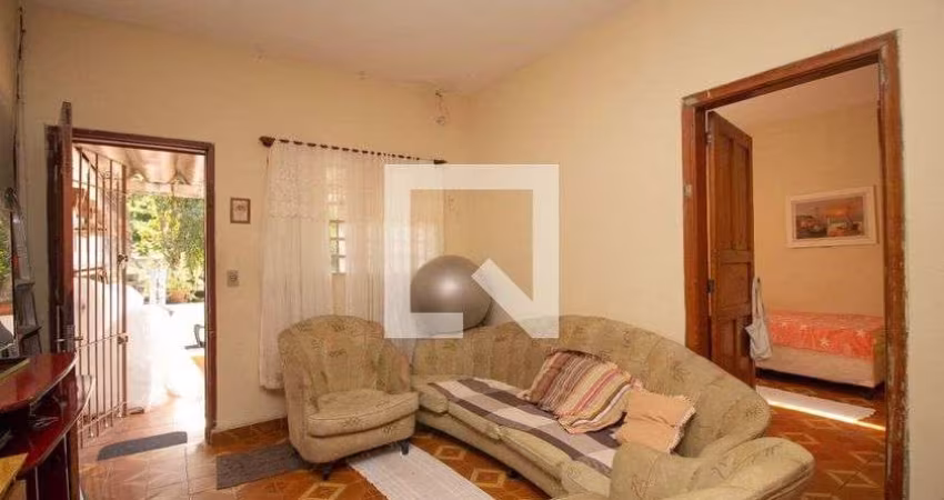 Casa à Venda - Piqueri, 3 Quartos,  240 m2