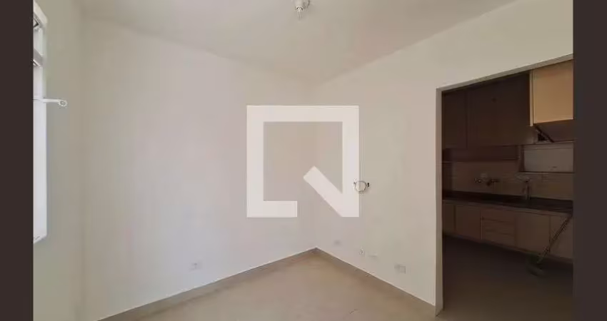 Casa à Venda - Água Fria, 1 Quarto,  102 m2