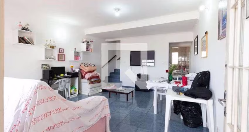 Casa à Venda - Jardim Peri, 2 Quartos,  107 m2