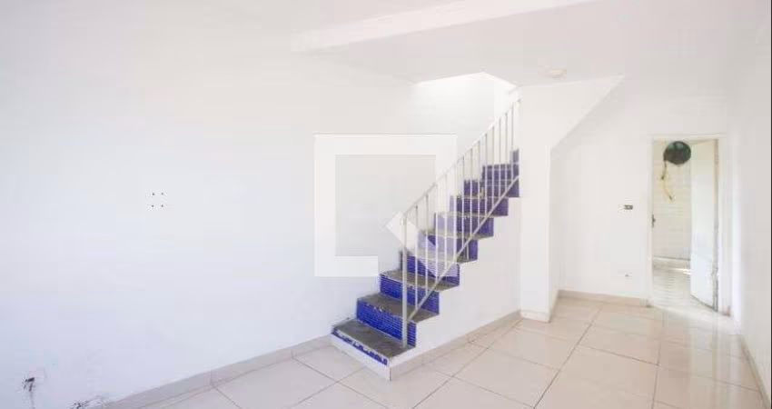 Casa à Venda - Chácara Santo Antonio, 2 Quartos,  115 m2