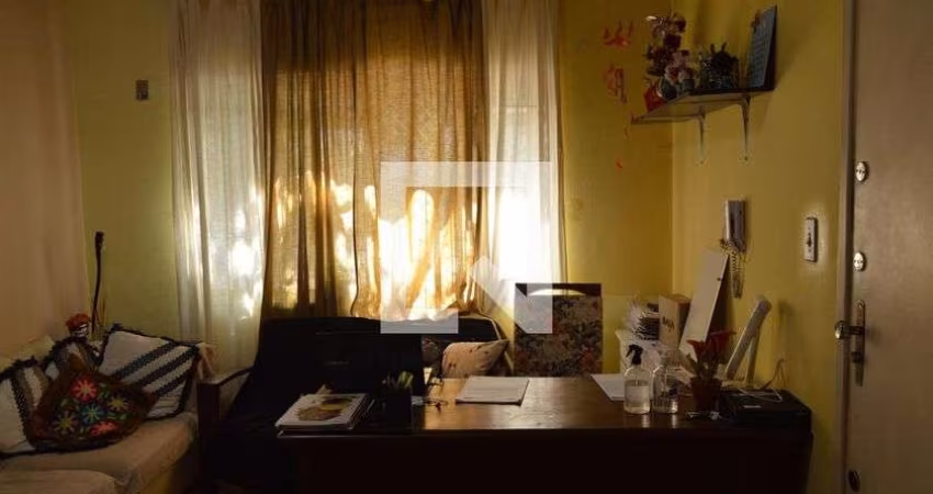 Apartamento à Venda - Vila Mariana, 2 Quartos,  90 m2