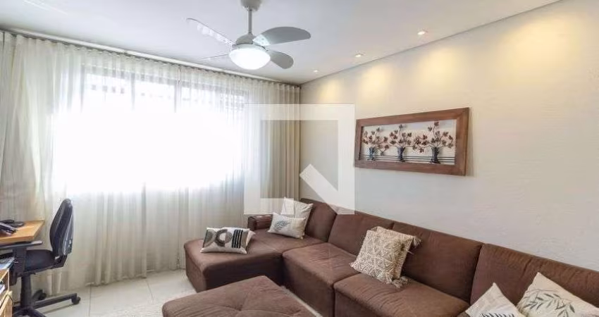 Casa à Venda - Penha de França, 2 Quartos,  113 m2