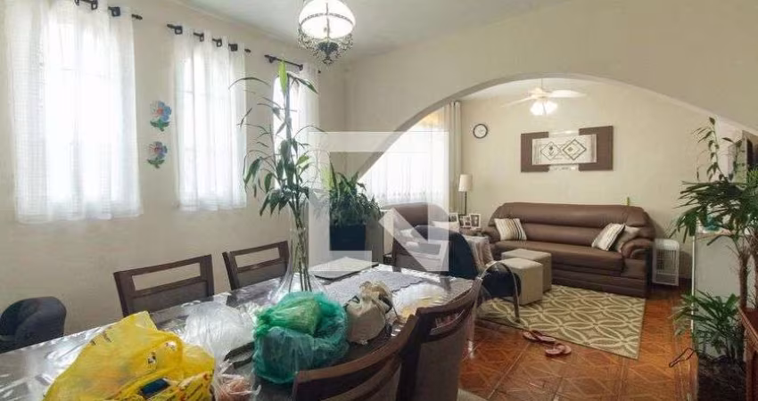 Casa à Venda - Vila Carrão, 3 Quartos,  150 m2