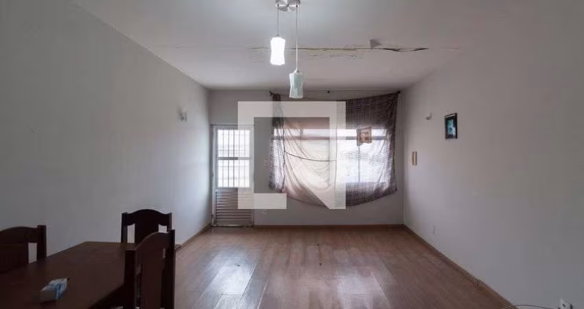 Casa à Venda - Vila Euthalia, 6 Quartos,  250 m2