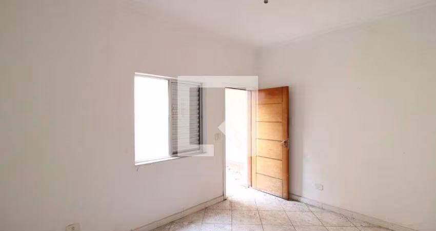 Casa à Venda - Água Fria, 2 Quartos,  104 m2