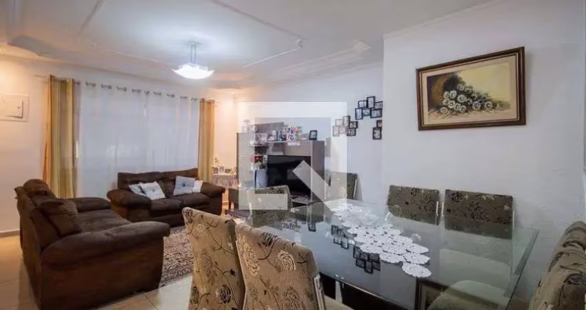 Casa à Venda - Jardim Miriam, 5 Quartos,  150 m2