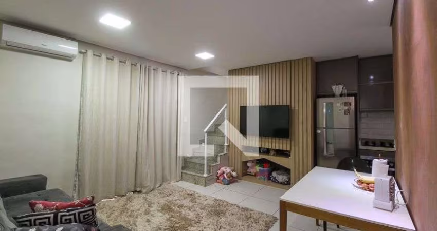 Casa à Venda - Vila Alpina, 2 Quartos,  110 m2