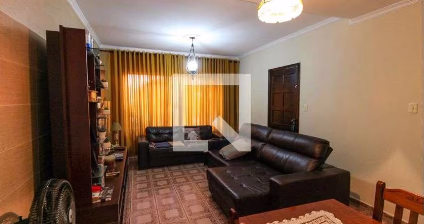 Casa à Venda - Vila Ema, 2 Quartos,  145 m2