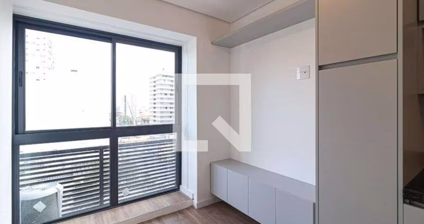 Apartamento à Venda - Vila Pompéia, 1 Quarto,  26 m2