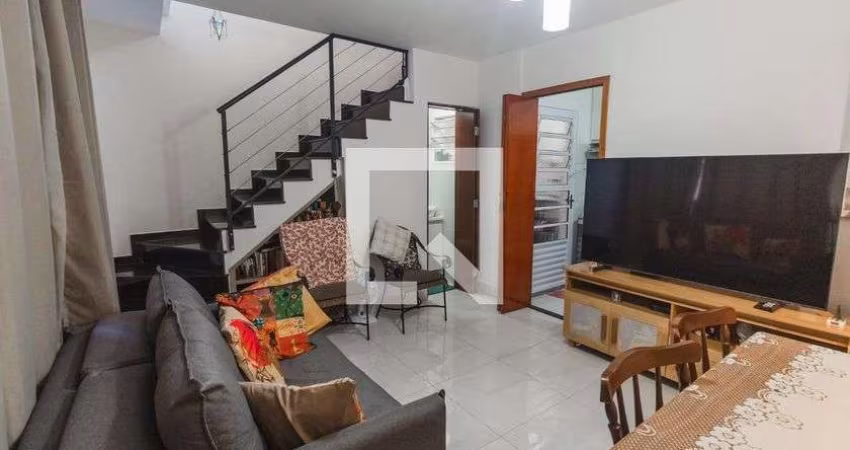 Casa à Venda - Água Fria, 2 Quartos,  69 m2