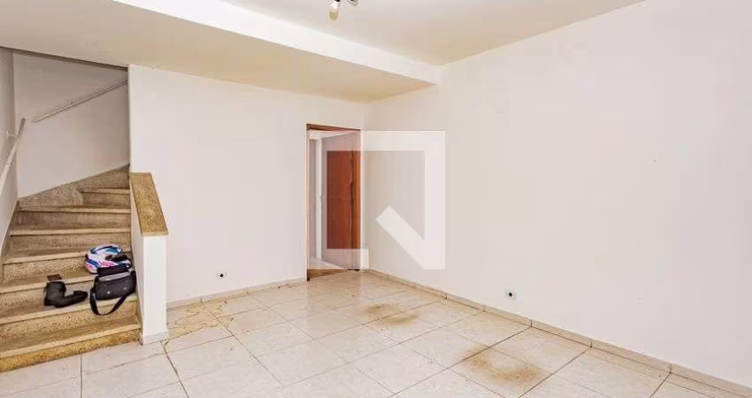Casa à Venda - Bosque da Saúde, 2 Quartos,  120 m2