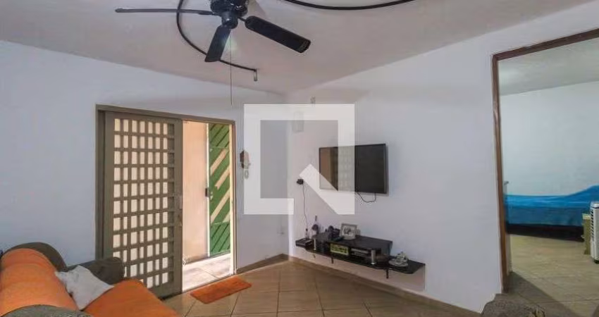 Casa à Venda - Parque São Lucas, 2 Quartos,  150 m2
