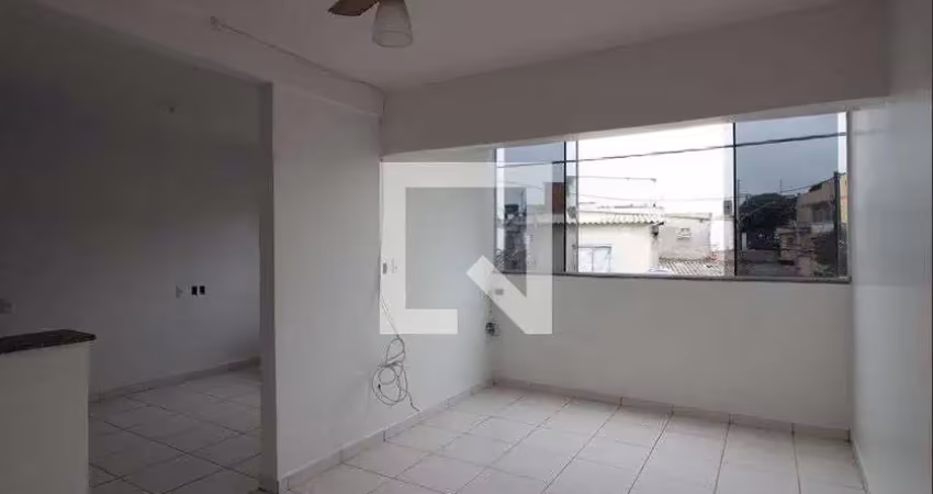 Casa à Venda - Vila Progresso, 3 Quartos,  72 m2