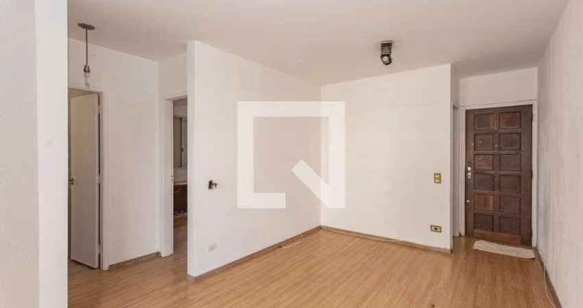 Apartamento à Venda - Bosque da Saúde, 2 Quartos,  60 m2