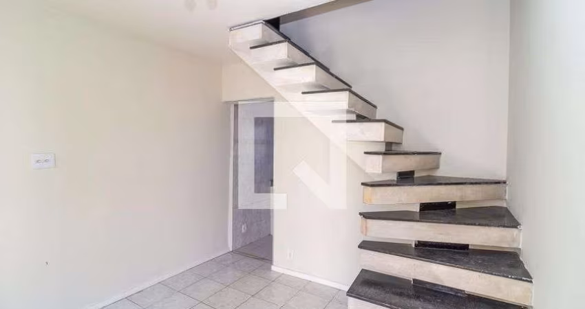 Casa à Venda - Vila Alpina, 2 Quartos,  101 m2