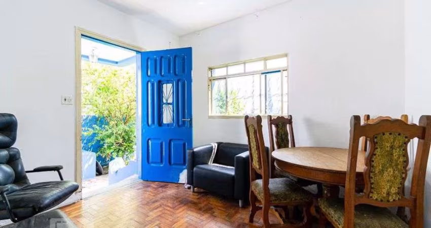 Casa à Venda - Vila Campestre, 2 Quartos,  200 m2