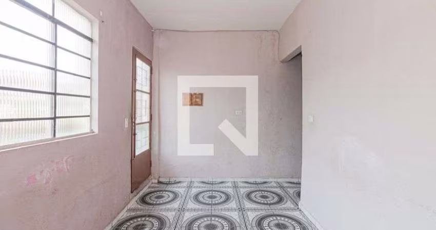 Casa à Venda - Vila Sabrina , 2 Quartos,  125 m2