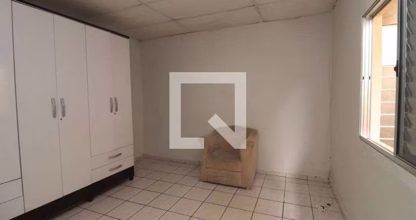 Casa à Venda - Vila Carrão, 1 Quarto,  56 m2