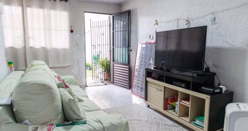 Casa à Venda - Vila Mazzei, 2 Quartos,  450 m2