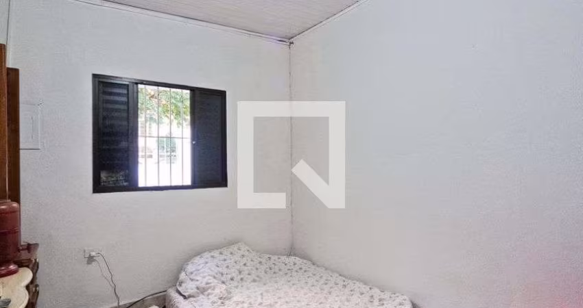 Casa à Venda - Água Fria, 2 Quartos,  87 m2