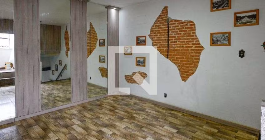 Casa à Venda - Vila das Mercês, 4 Quartos,  115 m2