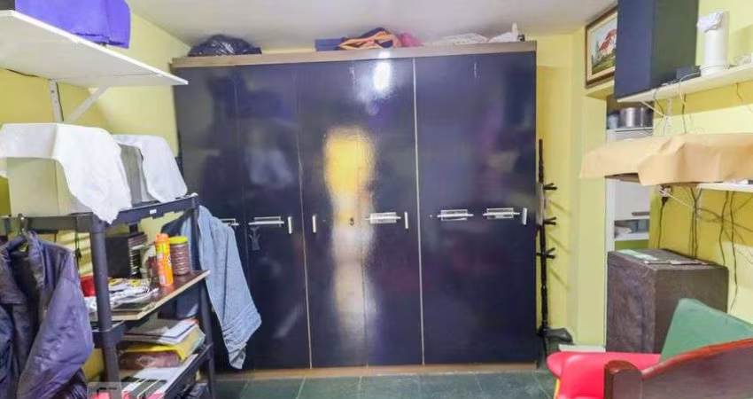 Casa à Venda - Jardim Éster Yolanda, 5 Quartos,  140 m2