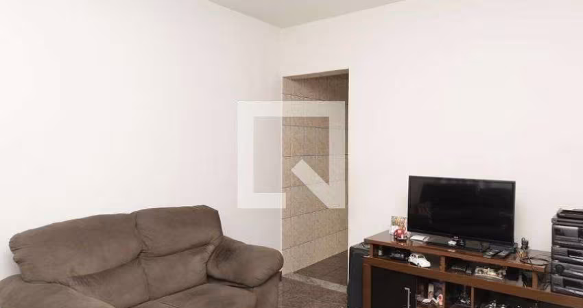 Casa à Venda - Vila Jacuí, 3 Quartos,  100 m2
