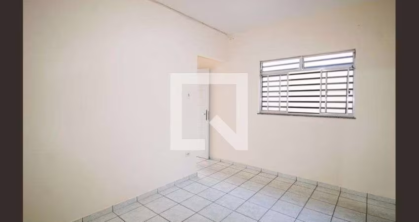 Casa à Venda - Vila Mazzei, 2 Quartos,  70 m2