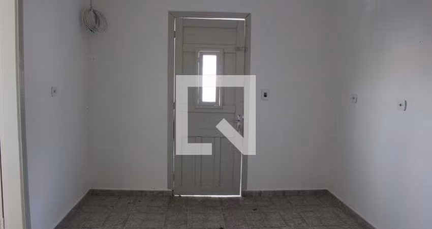 Casa à Venda - Vila Alpina, 2 Quartos,  103 m2
