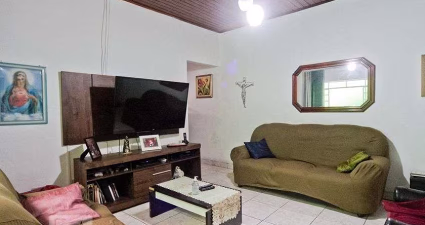 Casa à Venda - Água Fria, 4 Quartos,  120 m2