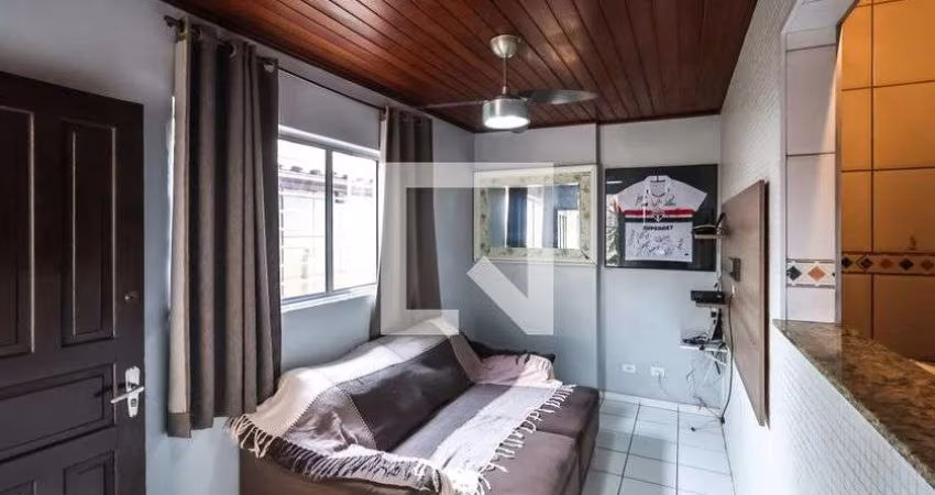 Casa à Venda - Sacomã, 2 Quartos,  400 m2