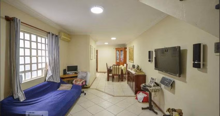 Casa à Venda - Bosque da Saúde, 3 Quartos,  179 m2