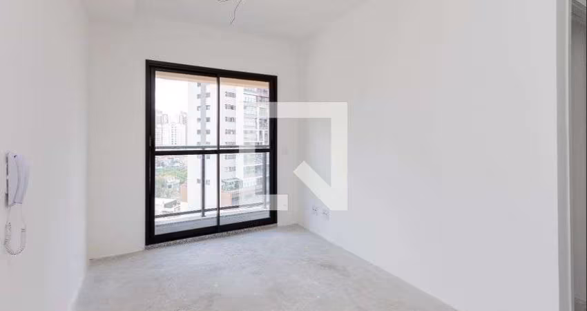 Apartamento à Venda - Chácara Santo Antonio, 1 Quarto,  32 m2