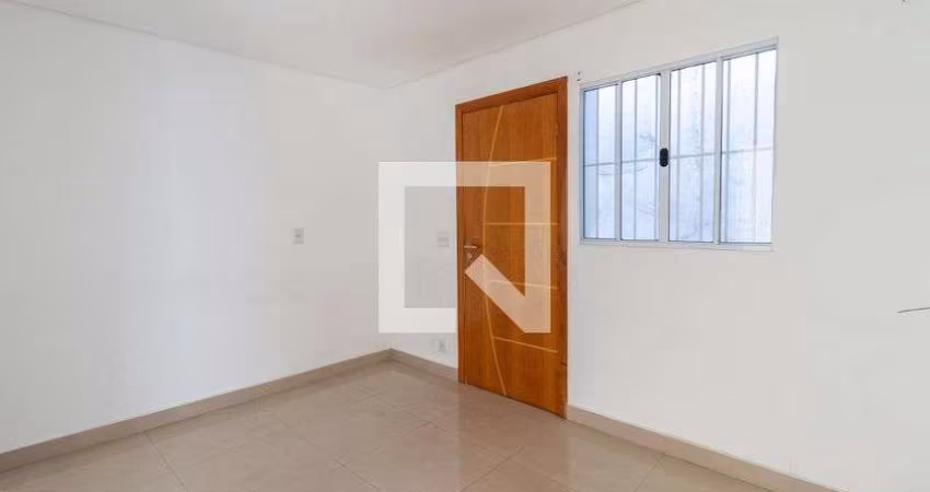 Casa à Venda - Vila Santa Maria, 2 Quartos,  171 m2