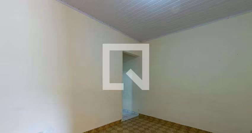 Casa à Venda - Vila Ema, 2 Quartos,  140 m2