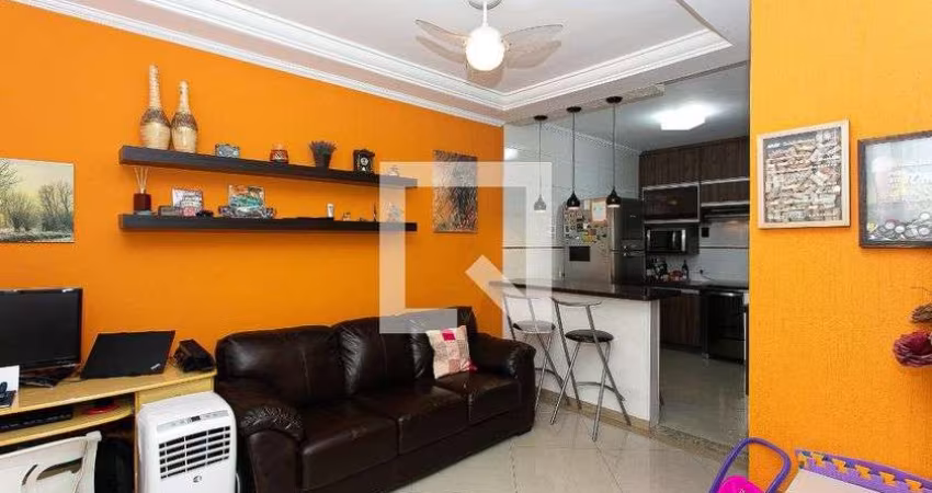 Casa à Venda - Penha de França, 2 Quartos,  64 m2