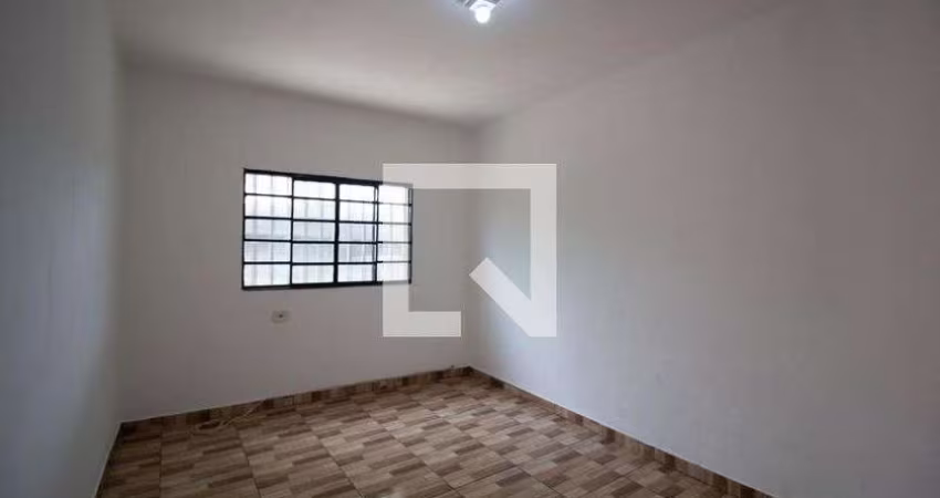 Casa à Venda - Itaquera, 1 Quarto,  20 m2
