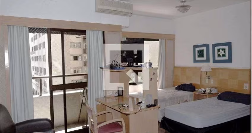 Apartamento à Venda - Jardim Paulista, 1 Quarto,  76 m2