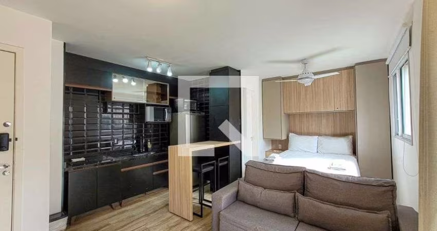 Apartamento à Venda - Liberdade, 1 Quarto,  28 m2