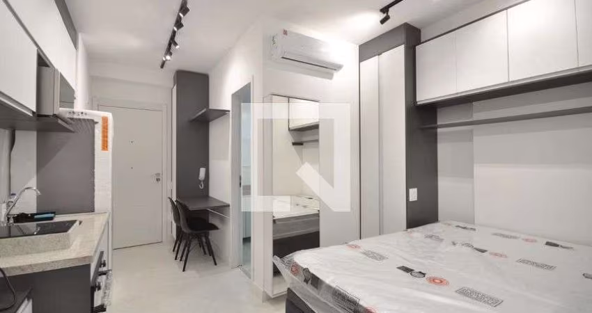 Apartamento à Venda - Vila Gustavo, 1 Quarto,  26 m2